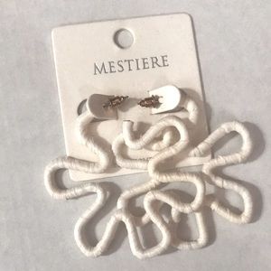 BNWT Mestiere Floral Wrapped Hoop Earrings